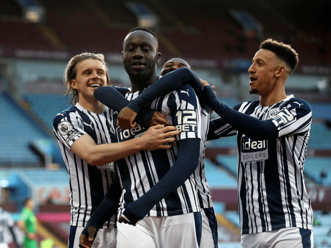 泛亚电竞app -西汉姆发布备战花絮，清晨单刀错失，西甲任务艰巨，阵容厚度经受考验(刀斧砍杀事件对抗处置流程)