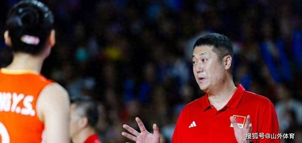 泛亚娱乐 -今夜国际米兰备战社区盾；完成体检细节曝光；质疑声仍在；阵容厚度经受考验的简单介绍