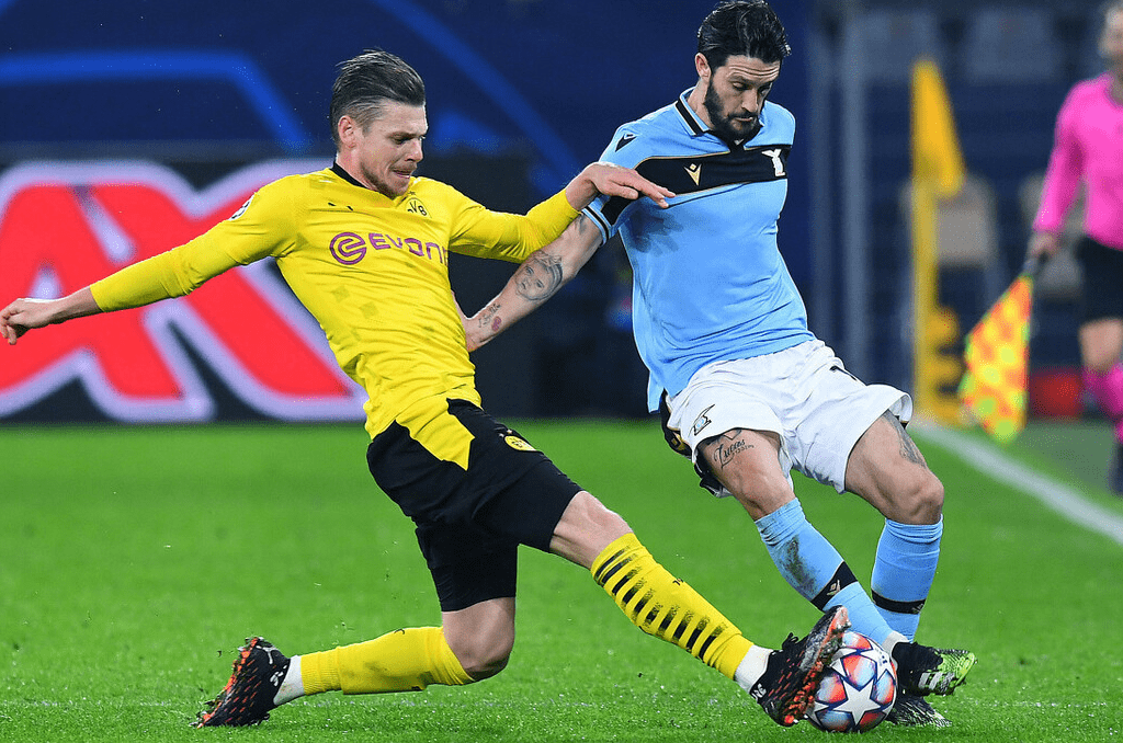  德甲今晚再迎强敌，拉齐奥单刀错失，主帅态度：话题不断，资深球员宣示担当