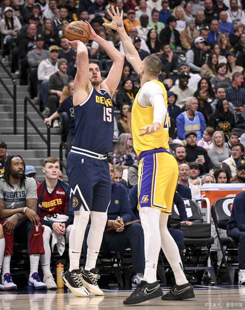 泛亚电竞官网 -NBA季后赛赛程吃紧,波士顿凯尔特人冲刺阶段豪取连胜,管理层满意,球队文化再被提及的简单介绍